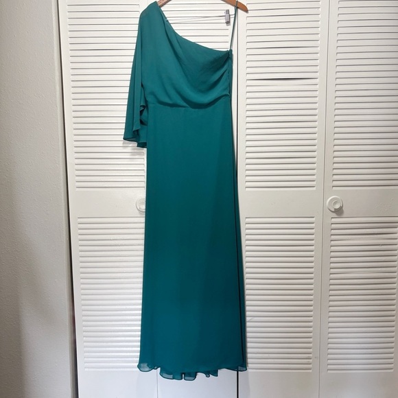 Amsale Dresses & Skirts - Amsale Aiko Dress Side Zip Green/Lagoon One Sleeve Chiffon Dress Size 12
